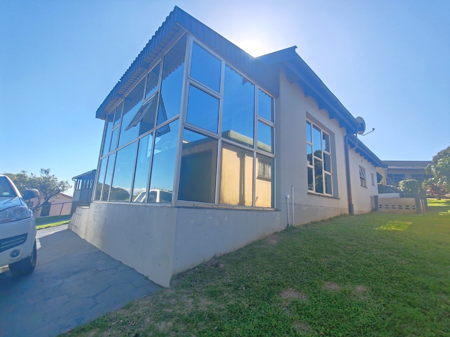 2 Bedroom Property for Sale in Hibberdene KwaZulu-Natal