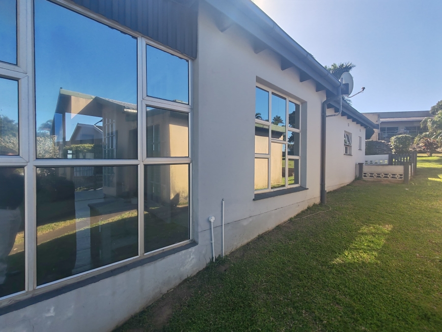 2 Bedroom Property for Sale in Hibberdene KwaZulu-Natal
