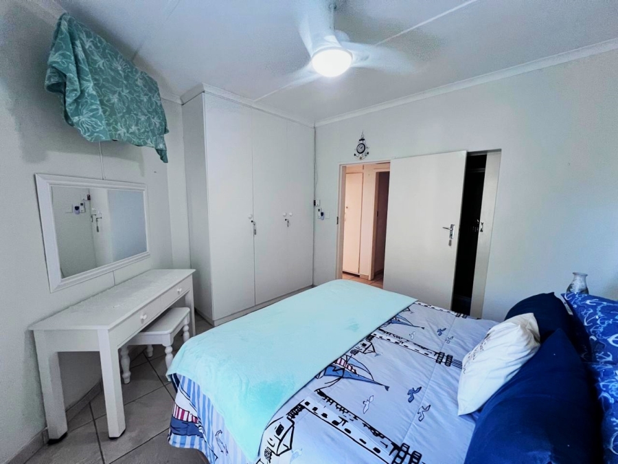 2 Bedroom Property for Sale in Manaba Beach KwaZulu-Natal