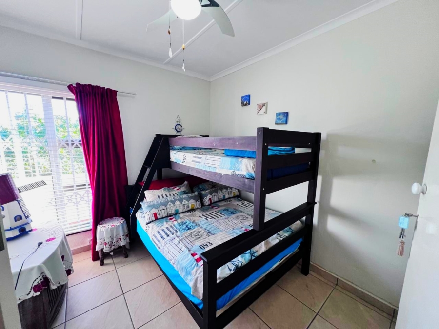 2 Bedroom Property for Sale in Manaba Beach KwaZulu-Natal