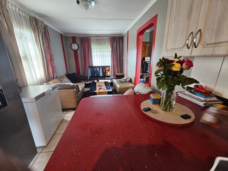 3 Bedroom Property for Sale in Esikhawini KwaZulu-Natal