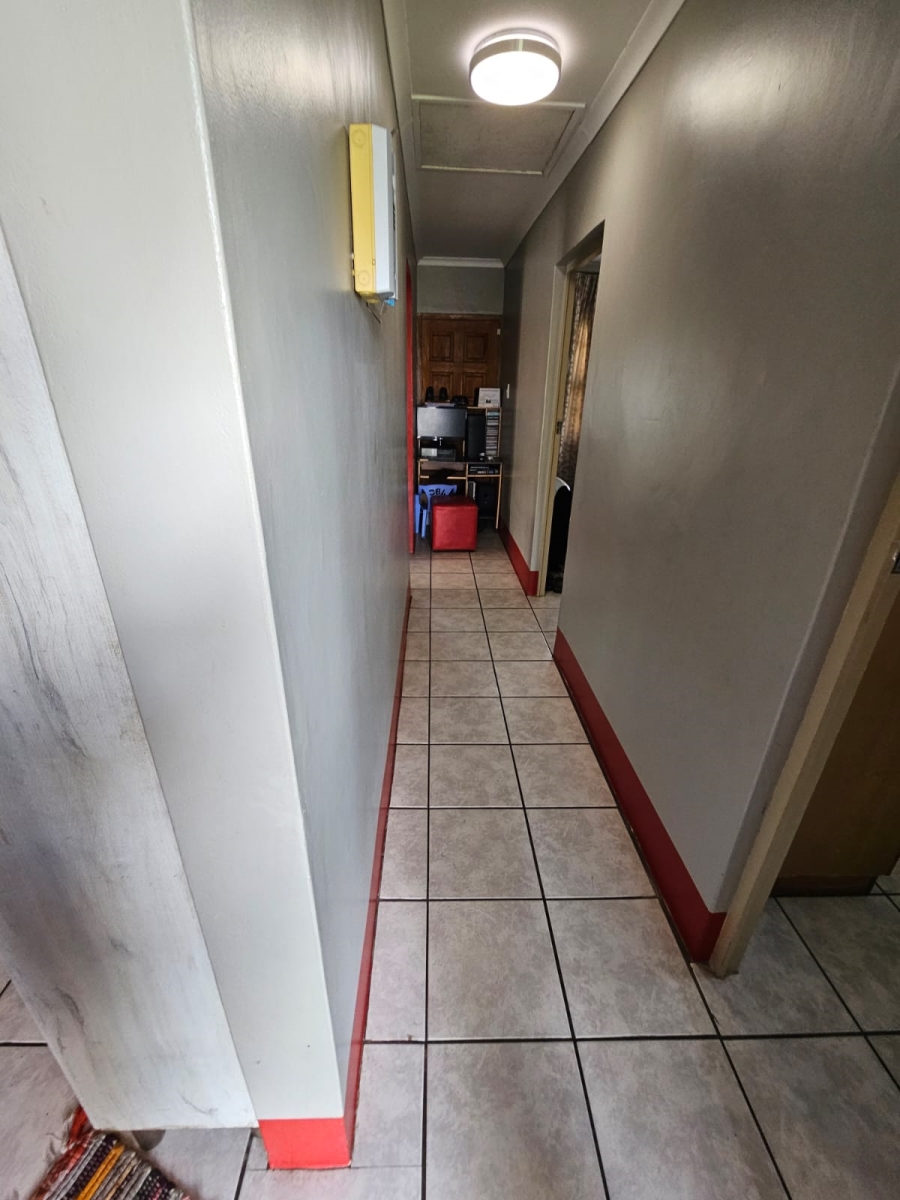 3 Bedroom Property for Sale in Esikhawini KwaZulu-Natal