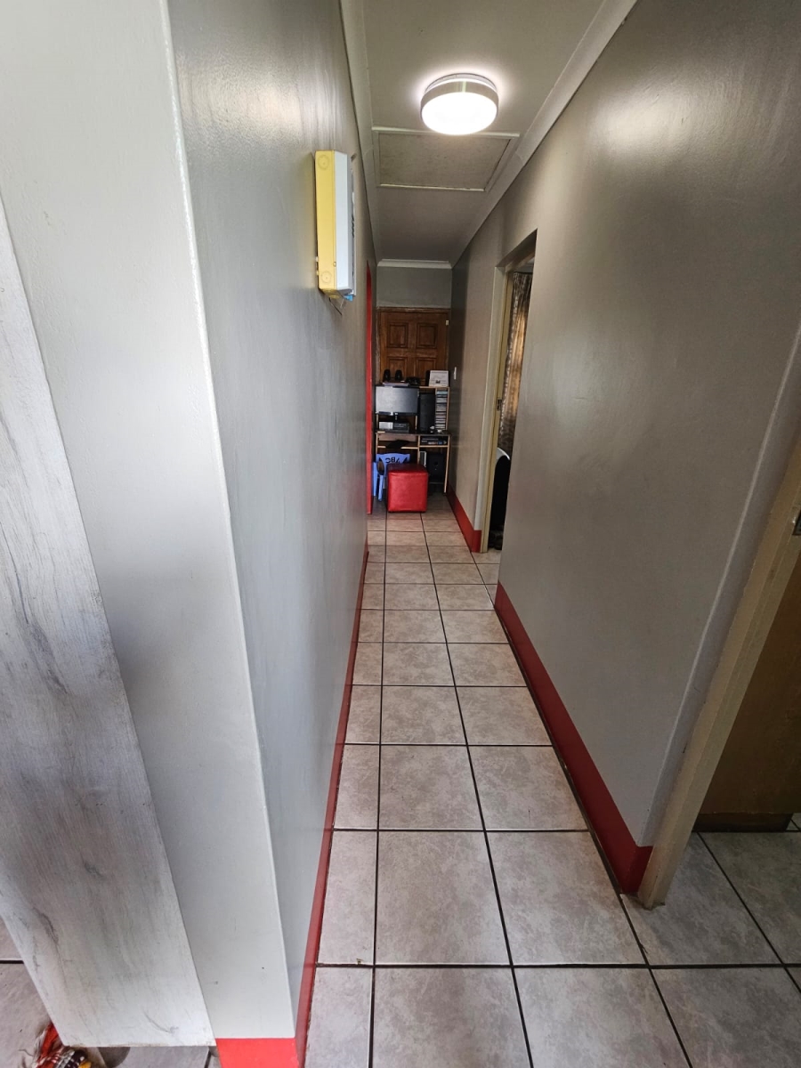 3 Bedroom Property for Sale in Esikhawini KwaZulu-Natal