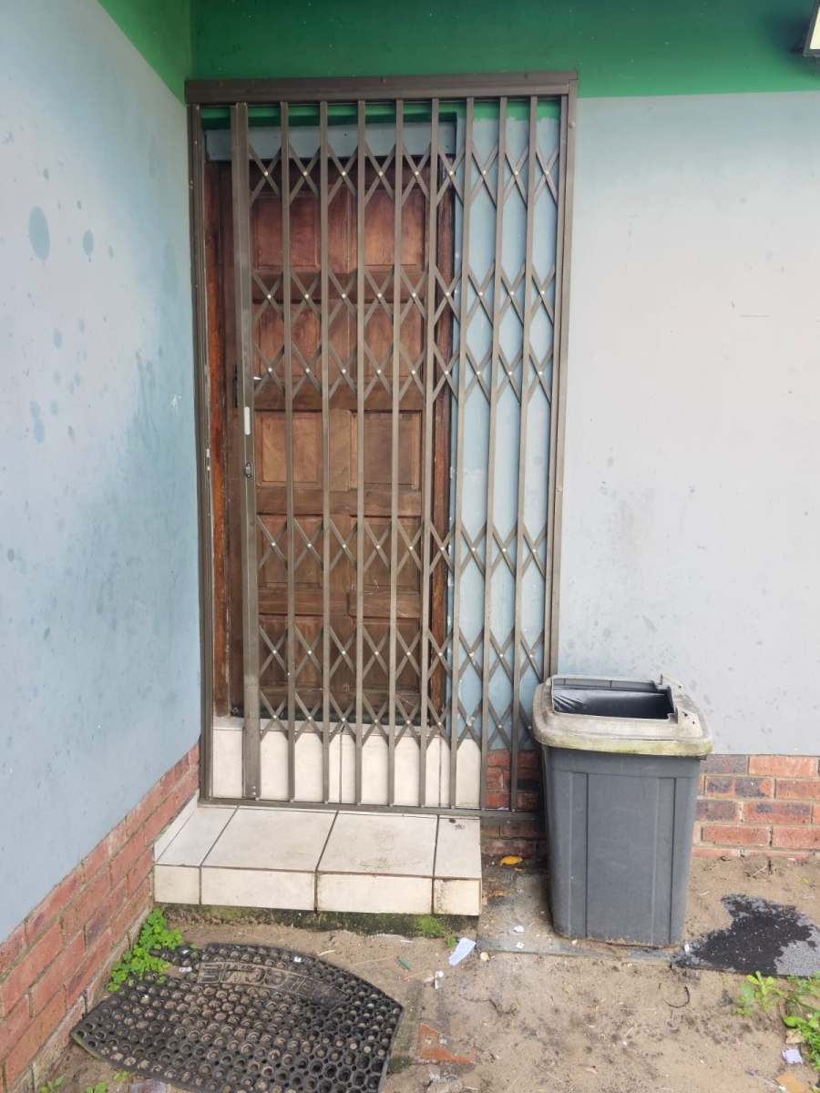 3 Bedroom Property for Sale in Esikhawini KwaZulu-Natal