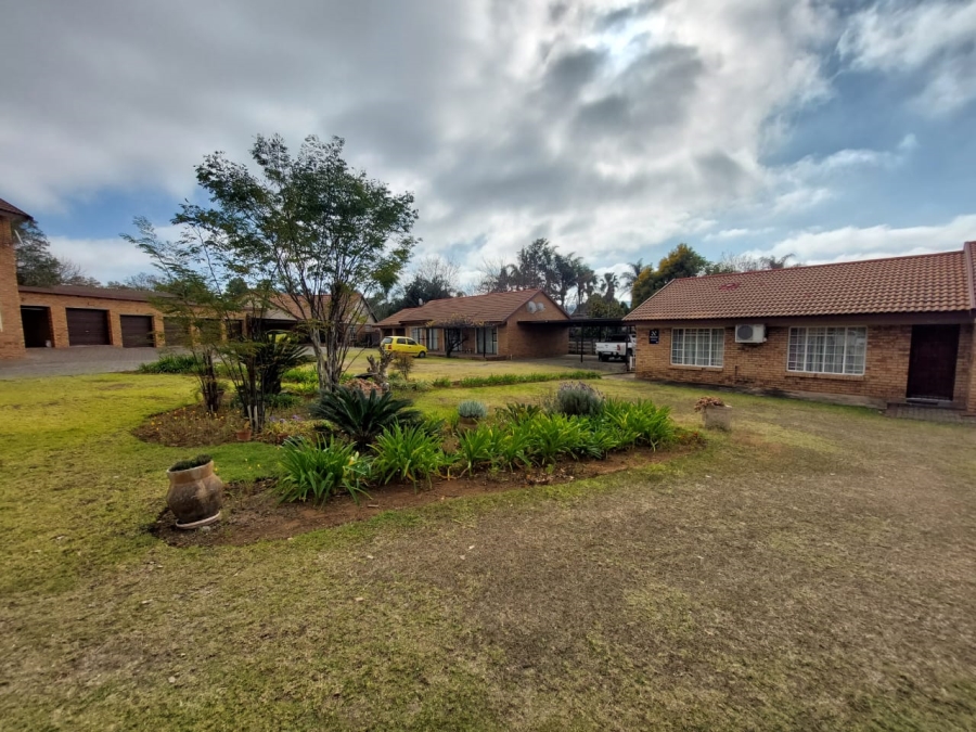 To Let 2 Bedroom Property for Rent in Pioneer Park KwaZulu-Natal