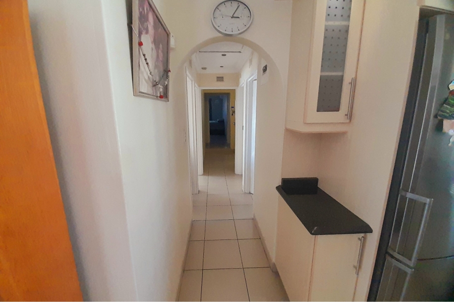 3 Bedroom Property for Sale in Parkgate KwaZulu-Natal
