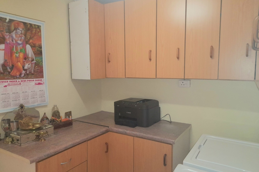 3 Bedroom Property for Sale in Parkgate KwaZulu-Natal