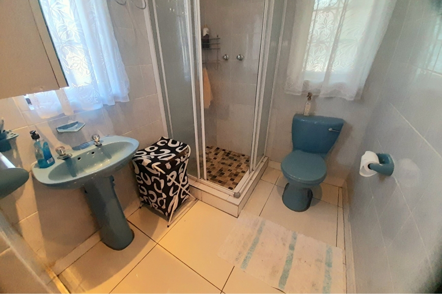3 Bedroom Property for Sale in Parkgate KwaZulu-Natal