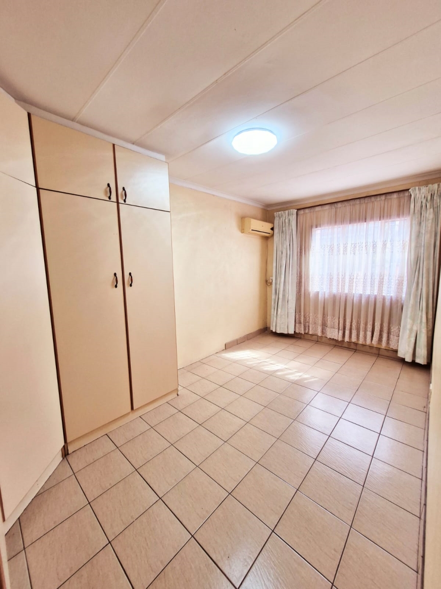 2 Bedroom Property for Sale in Sunford KwaZulu-Natal