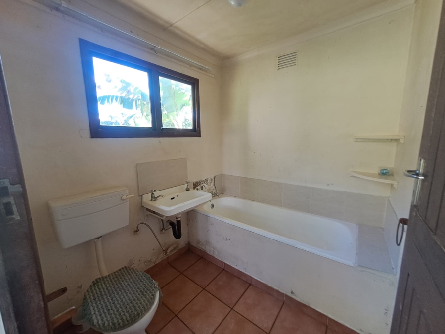 To Let 3 Bedroom Property for Rent in Uvongo KwaZulu-Natal