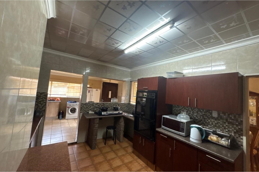 4 Bedroom Property for Sale in Barry Hertzog Park KwaZulu-Natal