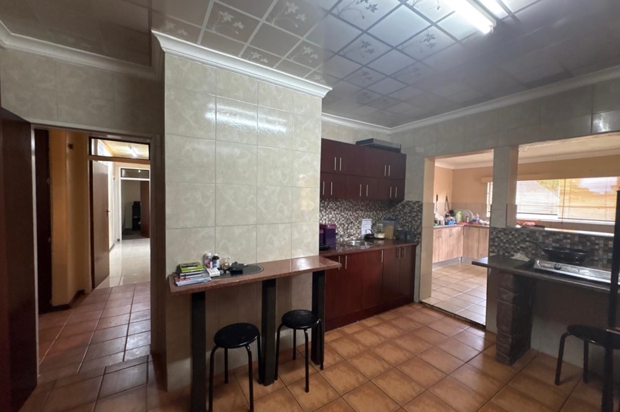 4 Bedroom Property for Sale in Barry Hertzog Park KwaZulu-Natal