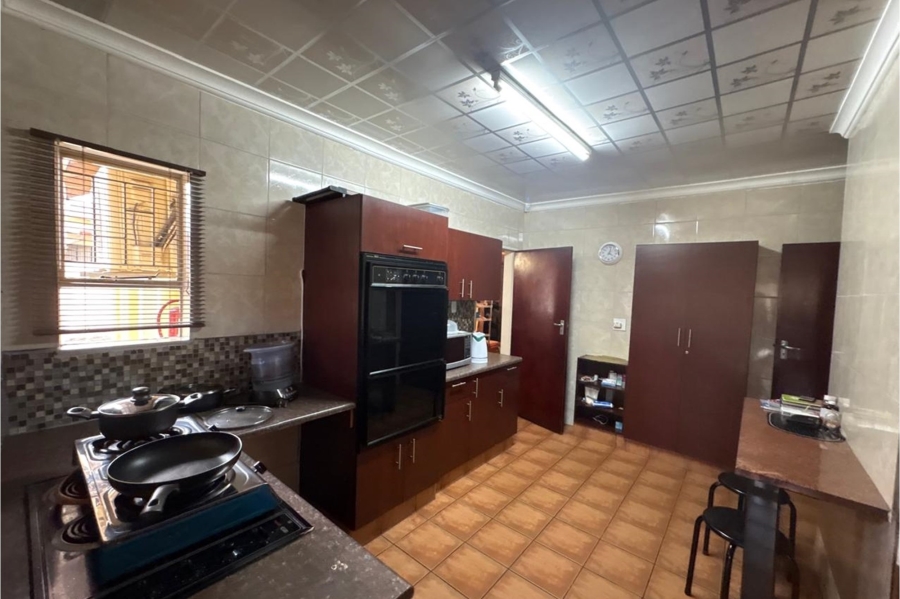 4 Bedroom Property for Sale in Barry Hertzog Park KwaZulu-Natal