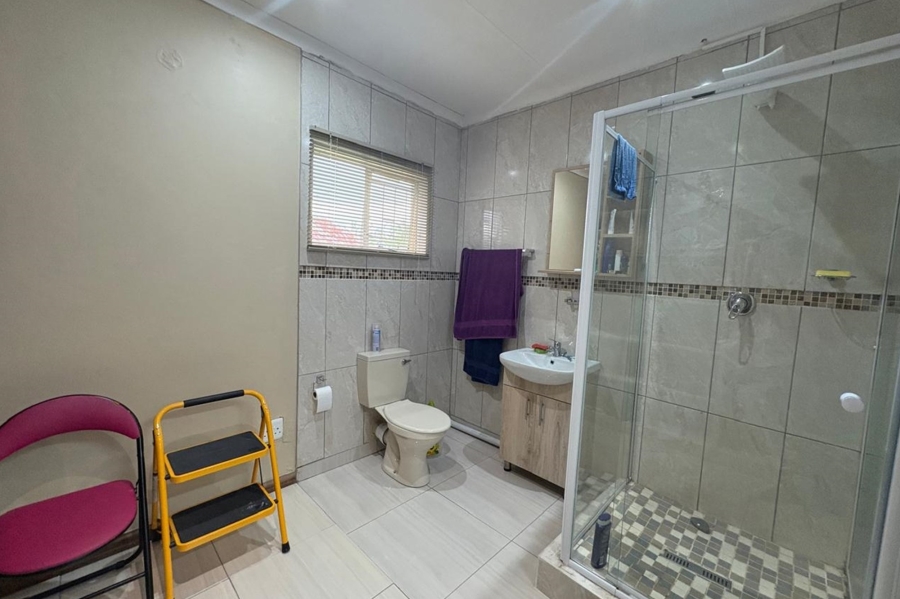 4 Bedroom Property for Sale in Barry Hertzog Park KwaZulu-Natal