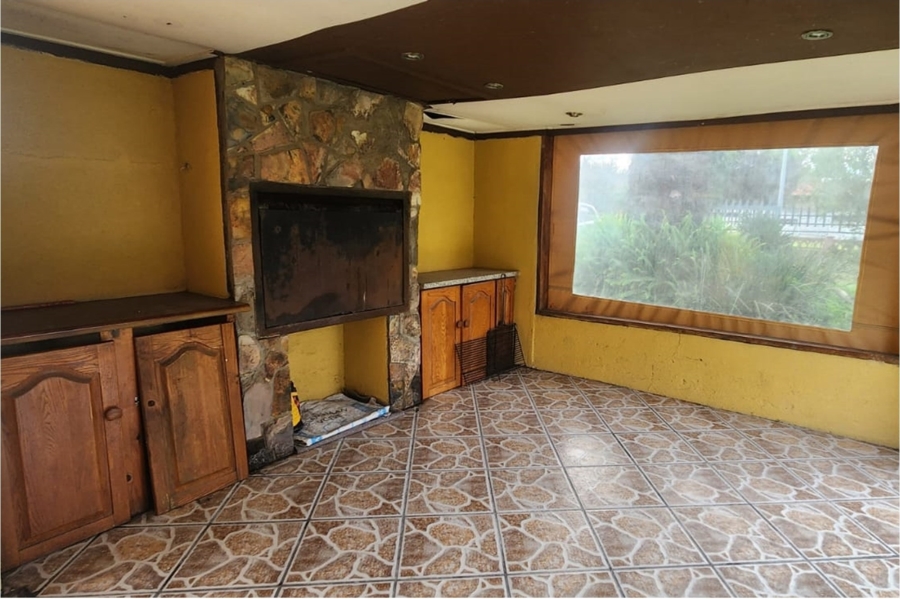 4 Bedroom Property for Sale in Barry Hertzog Park KwaZulu-Natal