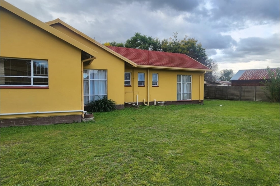4 Bedroom Property for Sale in Barry Hertzog Park KwaZulu-Natal