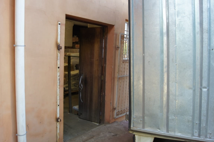 To Let commercial Property for Rent in Ottawa KwaZulu-Natal