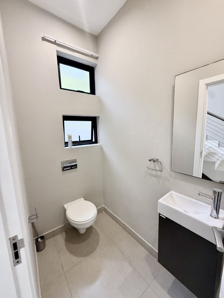 To Let 3 Bedroom Property for Rent in Brettenwood Coastal Estate KwaZulu-Natal