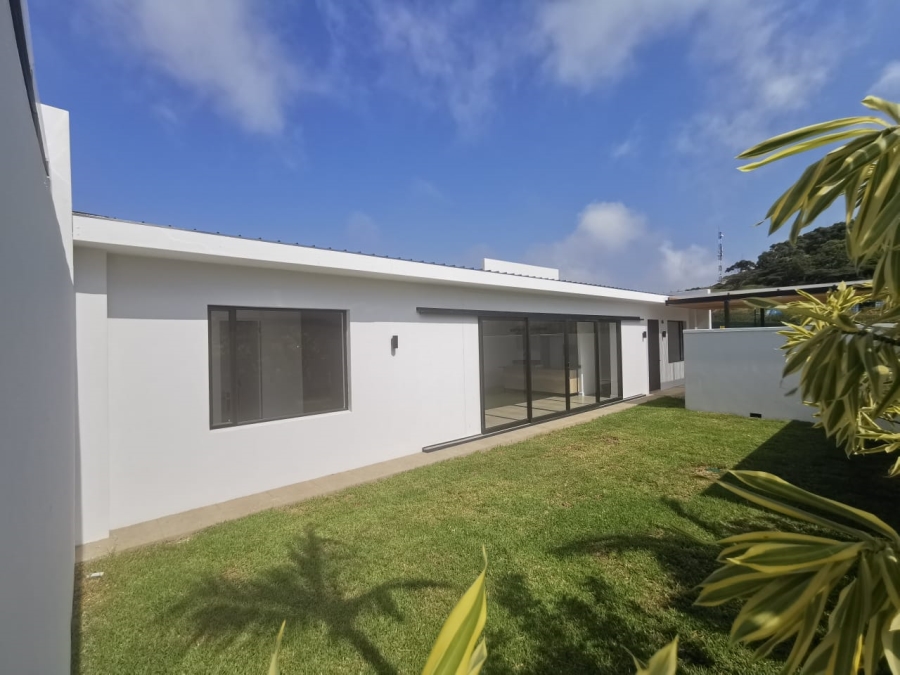 To Let 2 Bedroom Property for Rent in Sheffield Beach KwaZulu-Natal