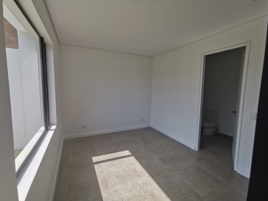To Let 2 Bedroom Property for Rent in Sheffield Beach KwaZulu-Natal
