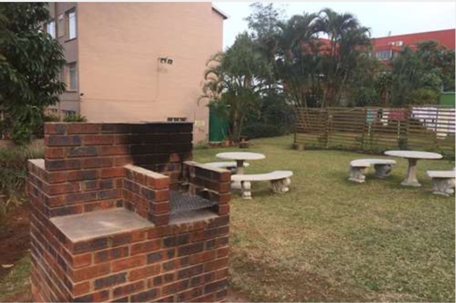 To Let 1 Bedroom Property for Rent in Glenwood KwaZulu-Natal