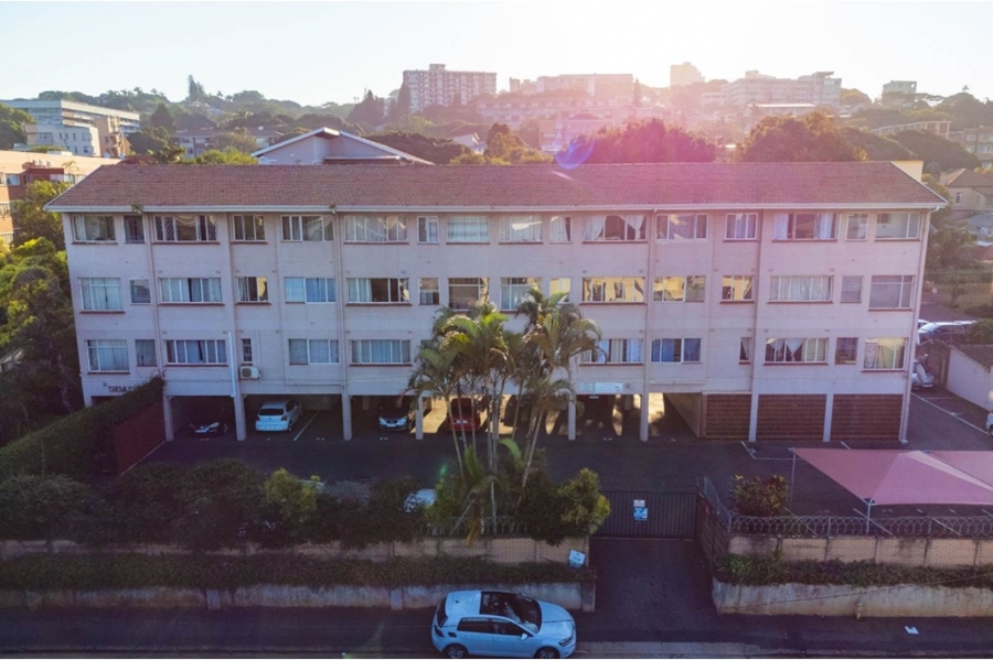 To Let 1 Bedroom Property for Rent in Glenwood KwaZulu-Natal