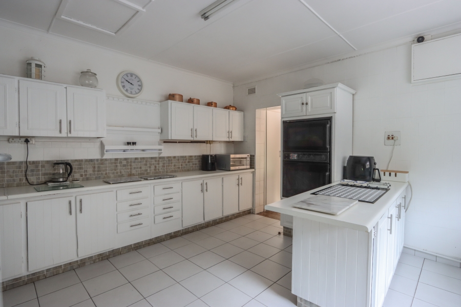 6 Bedroom Property for Sale in Westville Central KwaZulu-Natal
