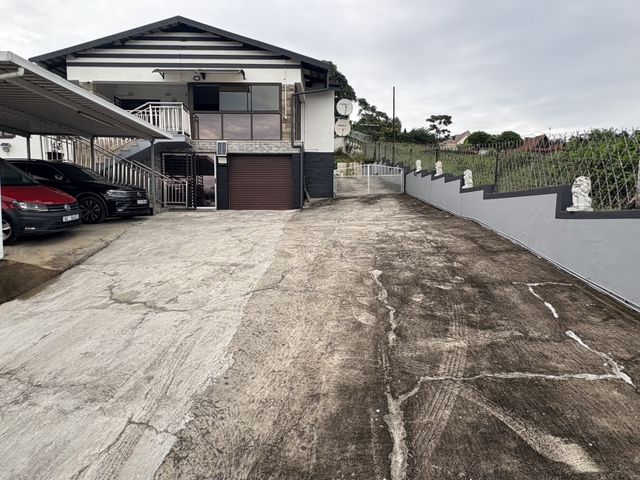 3 Bedroom Property for Sale in Lotusville KwaZulu-Natal