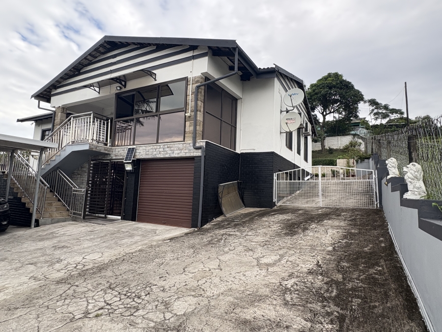 3 Bedroom Property for Sale in Lotusville KwaZulu-Natal