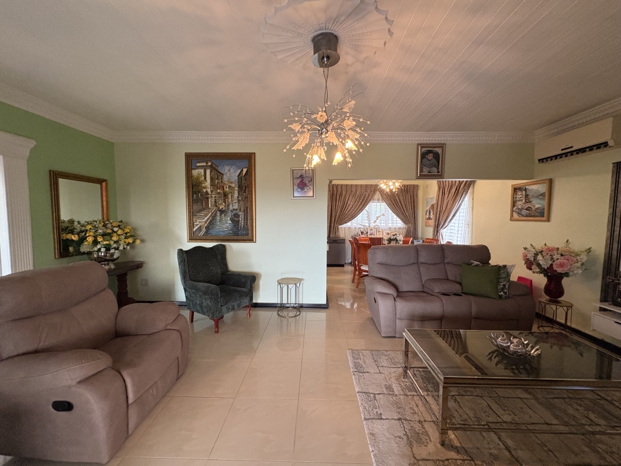 3 Bedroom Property for Sale in Lotusville KwaZulu-Natal