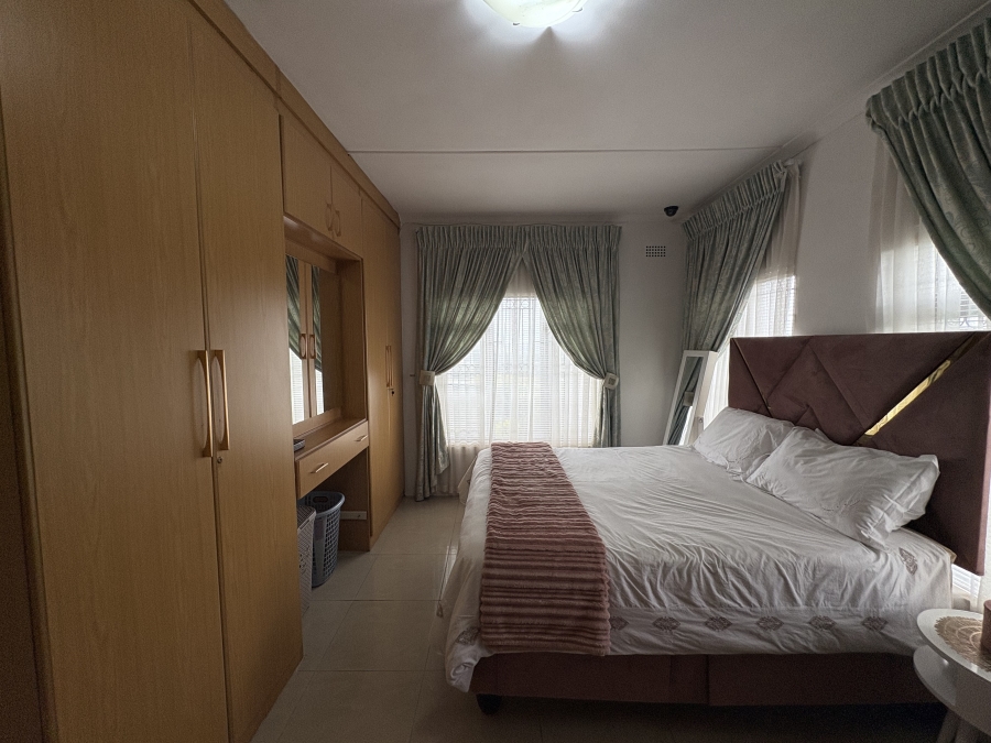 3 Bedroom Property for Sale in Lotusville KwaZulu-Natal