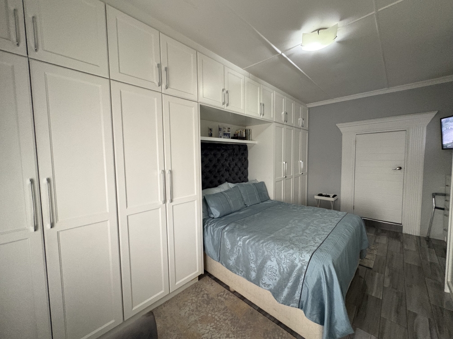 3 Bedroom Property for Sale in Lotusville KwaZulu-Natal