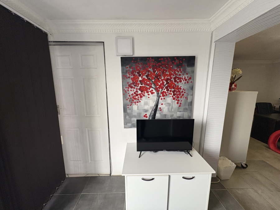 3 Bedroom Property for Sale in Lotusville KwaZulu-Natal