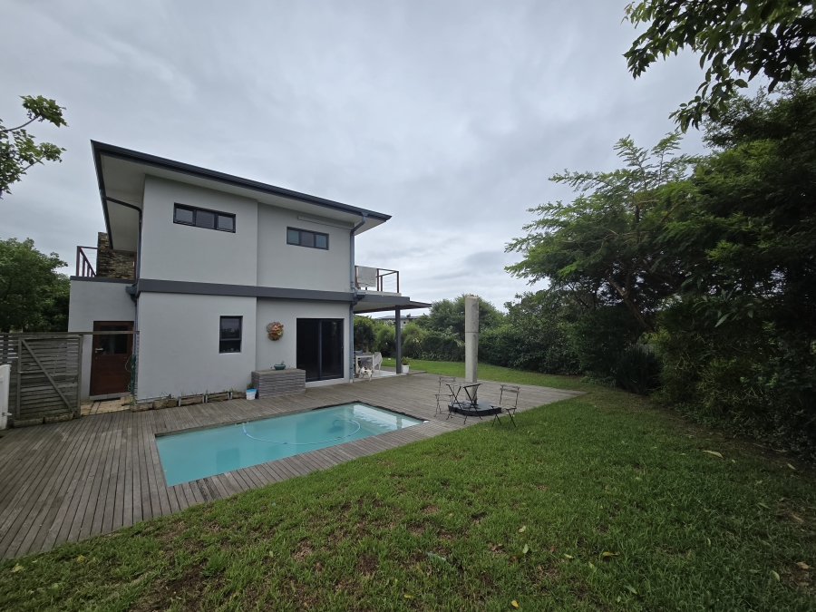 To Let 3 Bedroom Property for Rent in Salt Rock KwaZulu-Natal