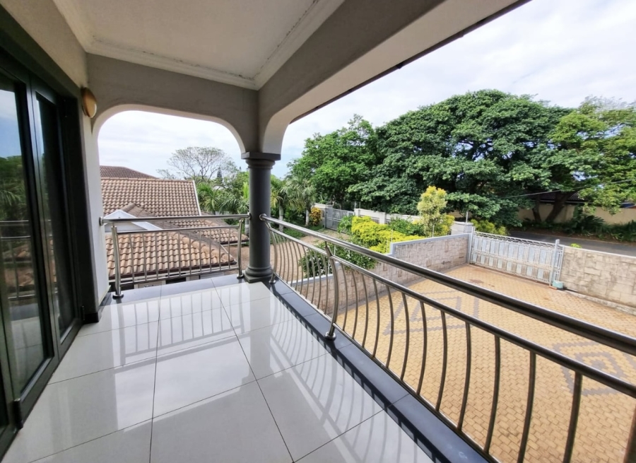 To Let 4 Bedroom Property for Rent in Sheffield Beach KwaZulu-Natal