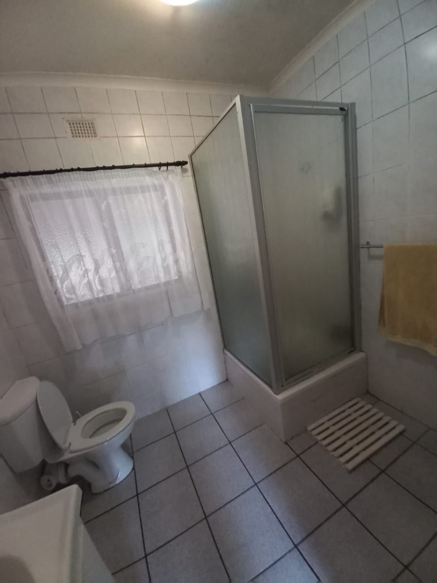 To Let 1 Bedroom Property for Rent in Palm Beach KwaZulu-Natal