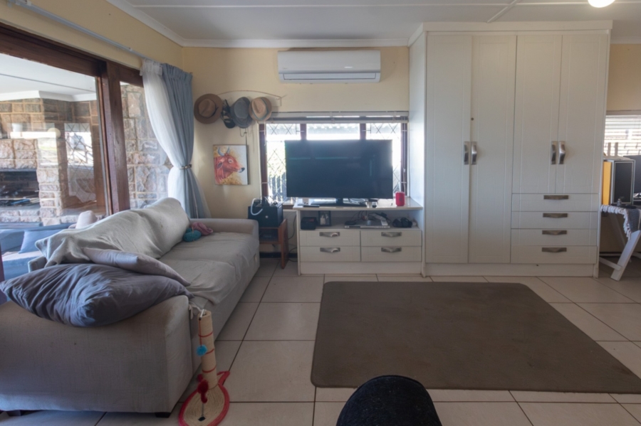 2 Bedroom Property for Sale in Widenham KwaZulu-Natal