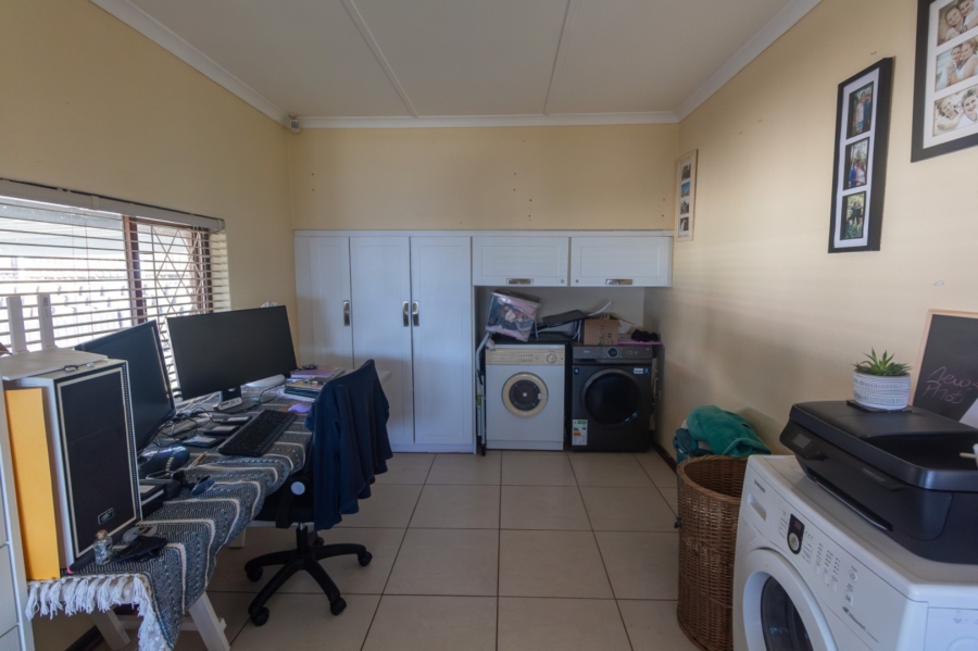 2 Bedroom Property for Sale in Widenham KwaZulu-Natal