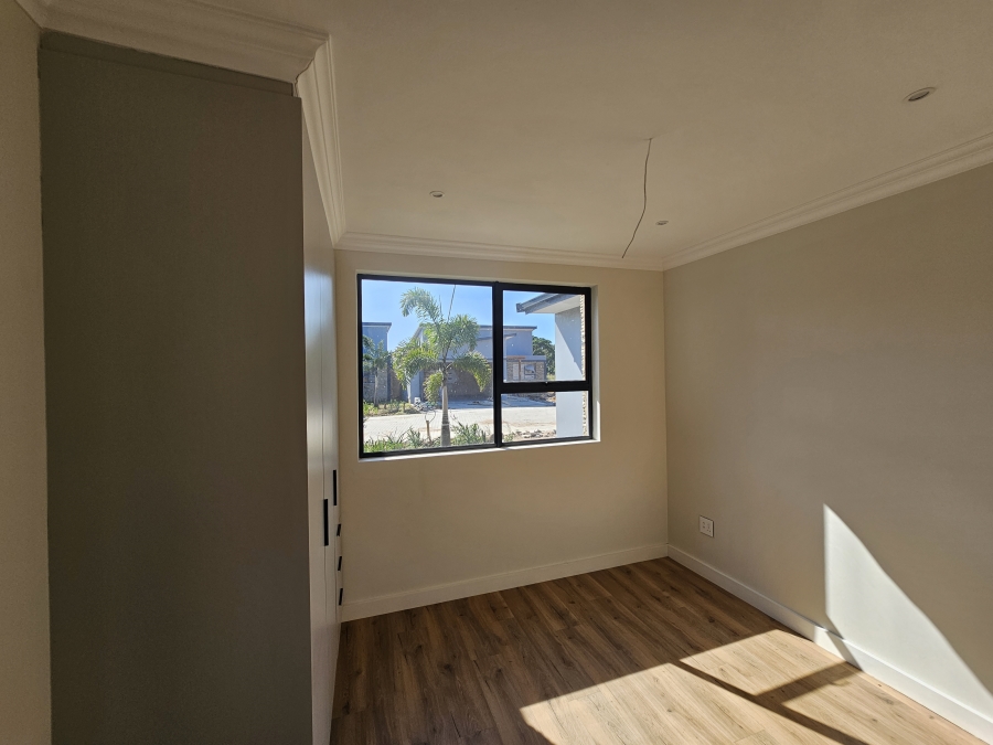 To Let 2 Bedroom Property for Rent in Salt Rock KwaZulu-Natal