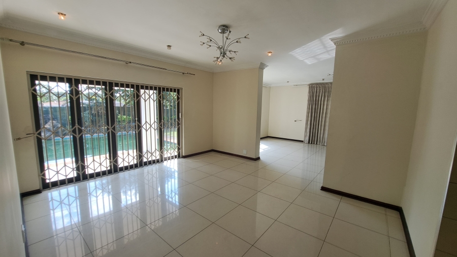4 Bedroom Property for Sale in Meer En See KwaZulu-Natal