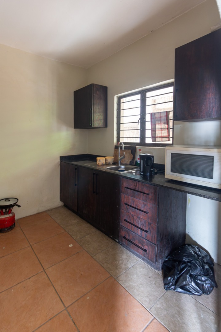 9 Bedroom Property for Sale in Alexander Park KwaZulu-Natal