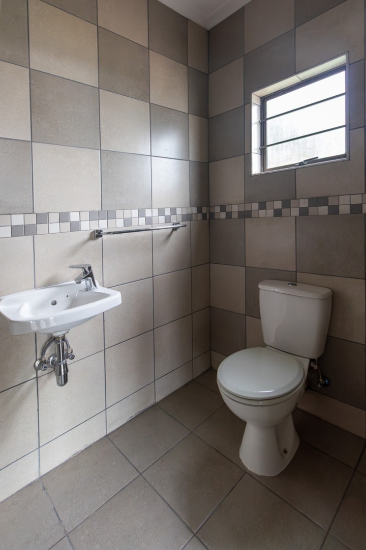 9 Bedroom Property for Sale in Alexander Park KwaZulu-Natal