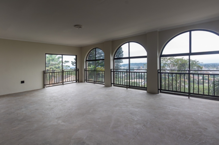 9 Bedroom Property for Sale in Alexander Park KwaZulu-Natal