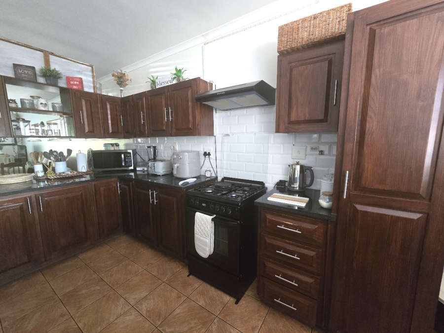 3 Bedroom Property for Sale in Meer En See KwaZulu-Natal