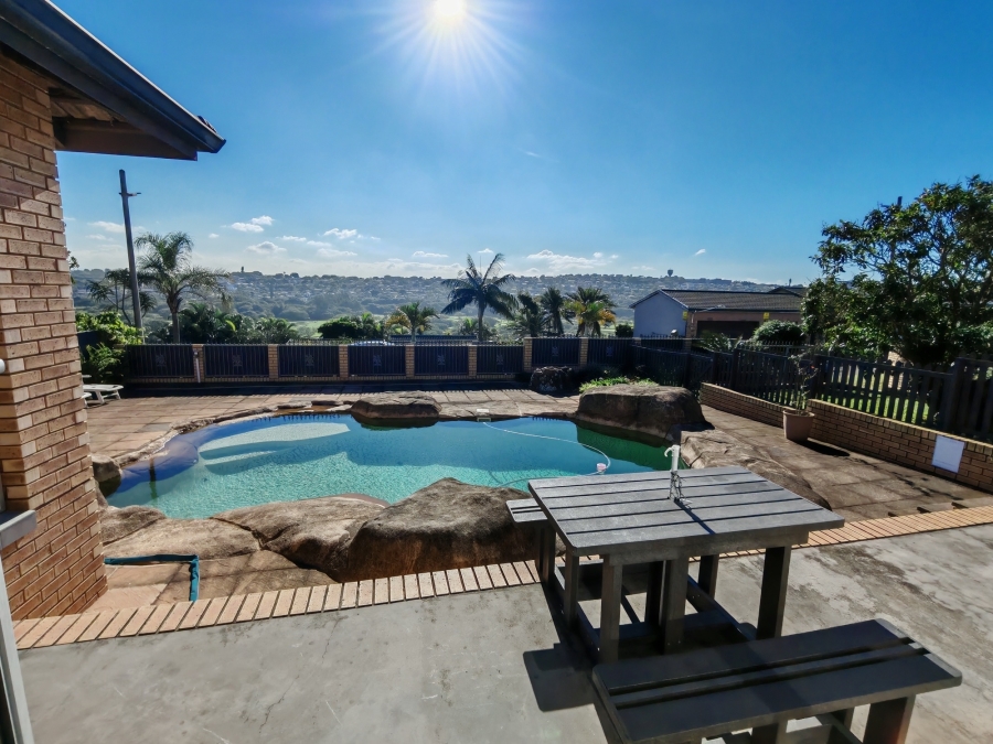 8 Bedroom Property for Sale in Ocean View KwaZulu-Natal