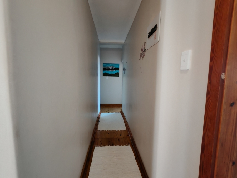 8 Bedroom Property for Sale in Ocean View KwaZulu-Natal