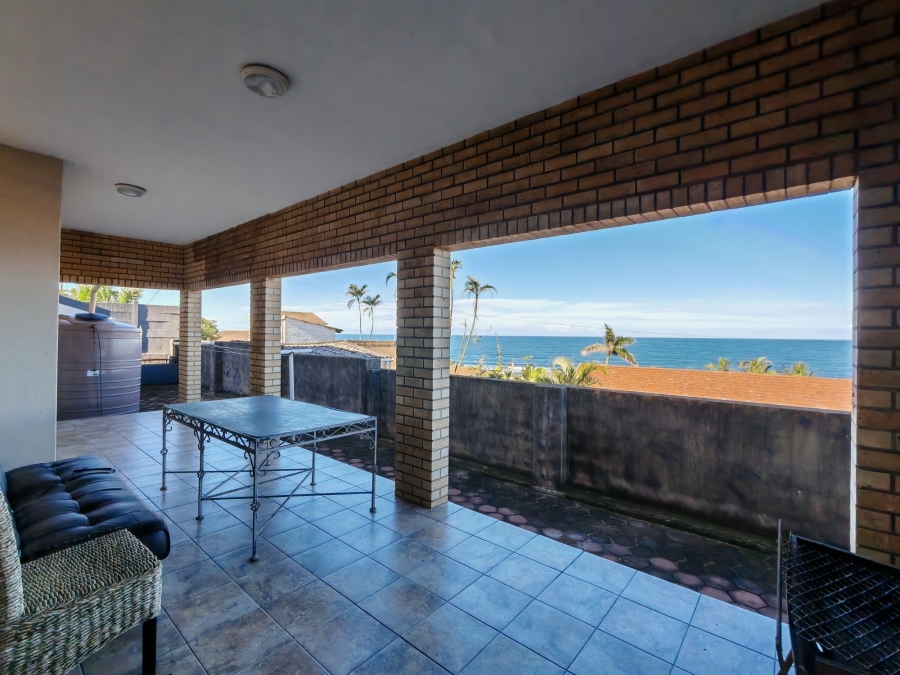 8 Bedroom Property for Sale in Ocean View KwaZulu-Natal