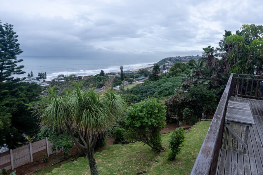 4 Bedroom Property for Sale in Ocean View KwaZulu-Natal