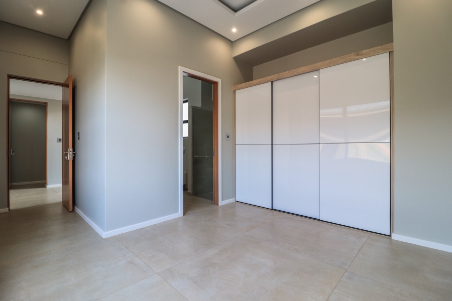 To Let 4 Bedroom Property for Rent in Zimbali Lakes Resort KwaZulu-Natal