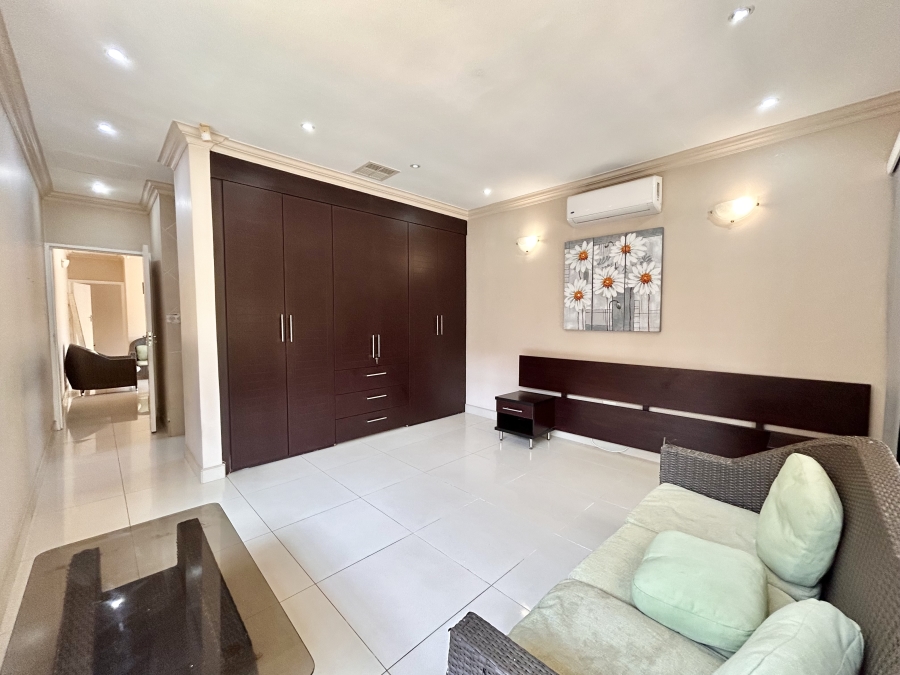 5 Bedroom Property for Sale in Ballito Central KwaZulu-Natal